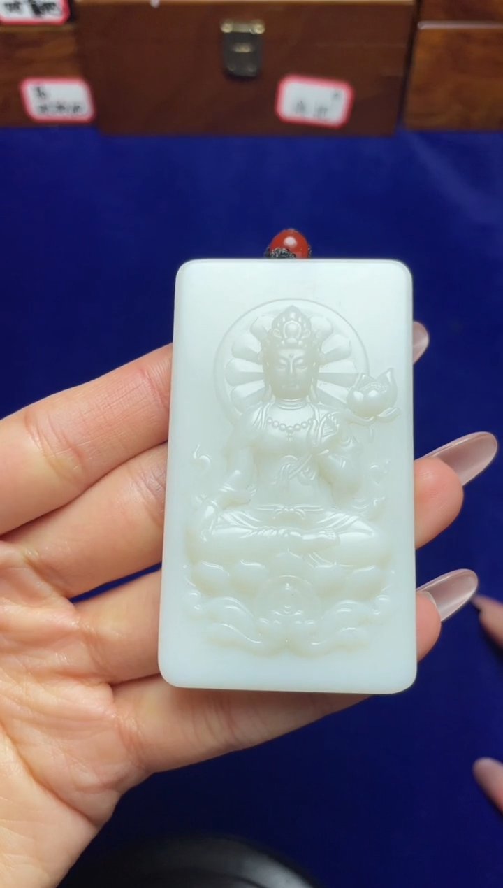 未镶嵌和田玉挂件灵*?和田玉