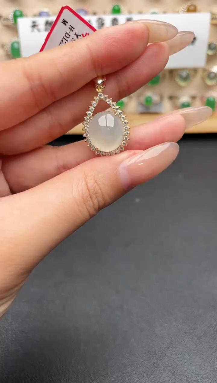 未镶嵌戒指翡翠一物一证一礼盒