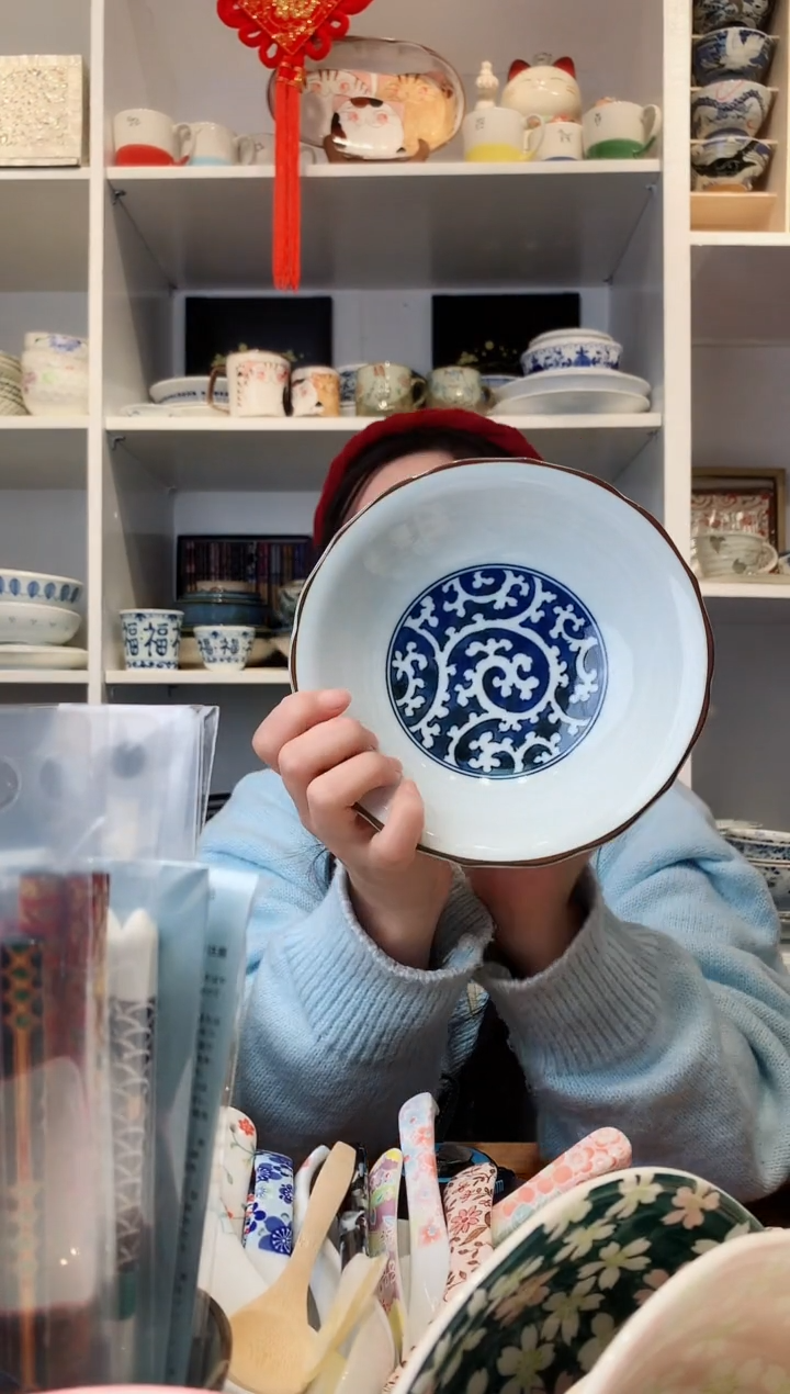 【闪购商品】钛合金日本进口高4cm唐草盘子