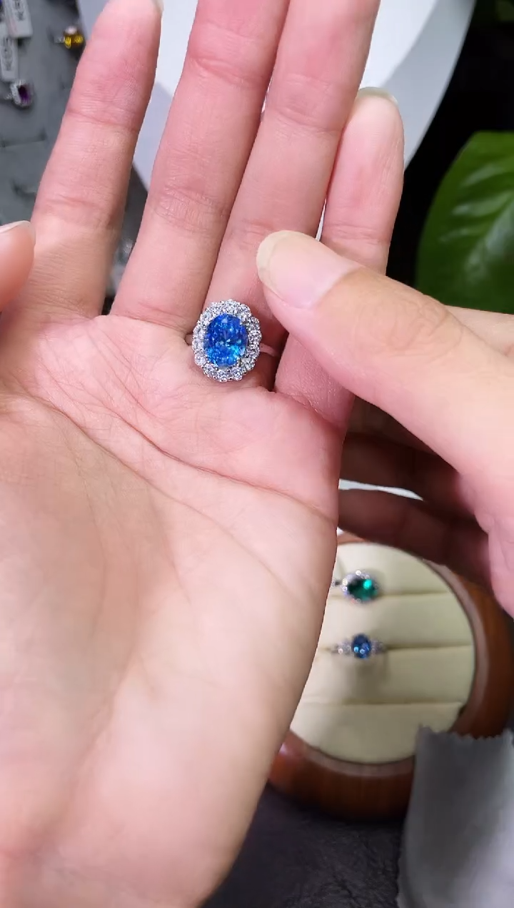 合金合成钻石蓝宝戴妃戒指