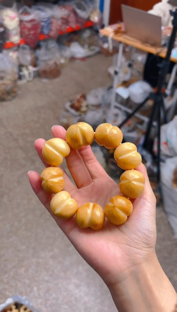 吊坠菩提根/象牙果黄色屁桃 单圈 横款
