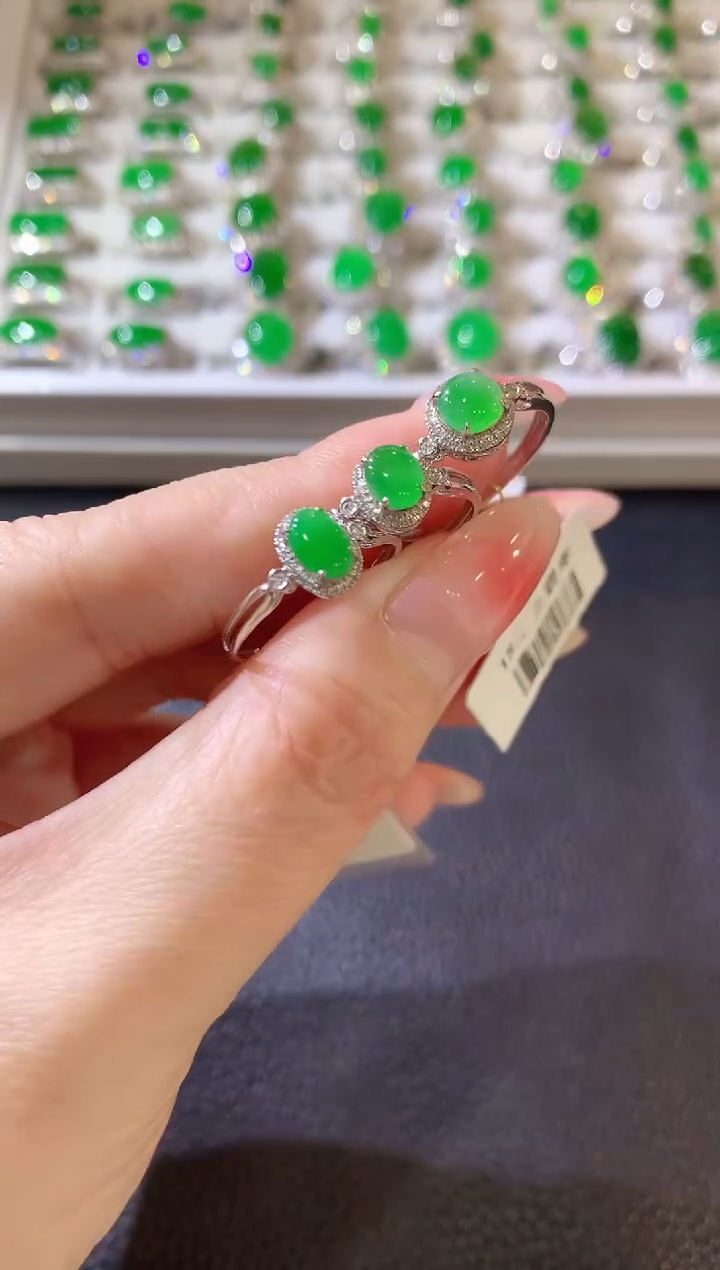 【闪购商品】翡翠戒指18K金镶嵌A3 多样性发货一件