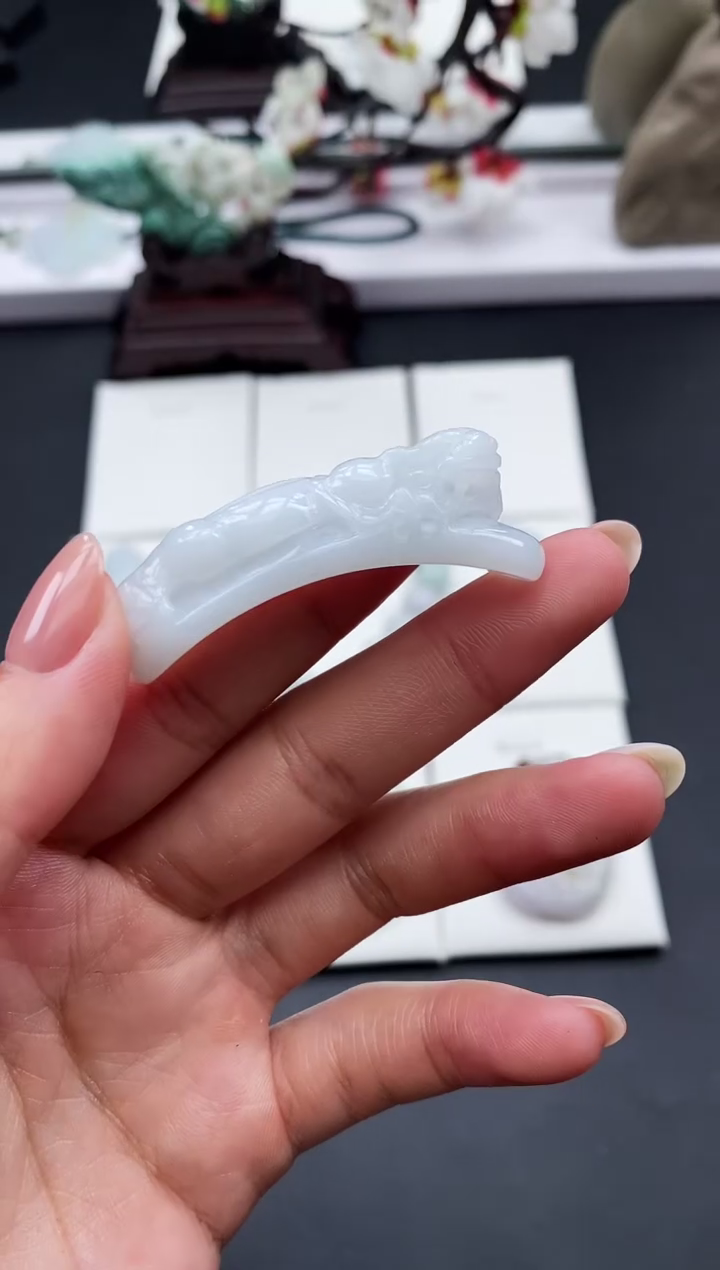 【闪购商品】翡翠颈饰未镶嵌天然缅甸A货翡翠