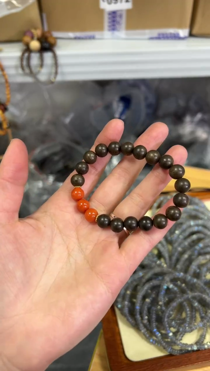 【闪购商品】檀香木手串未镶嵌南红玛瑙白奇款手串[0252]