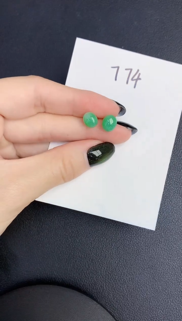 【闪购商品】翡翠颈饰18K金镶嵌000000000