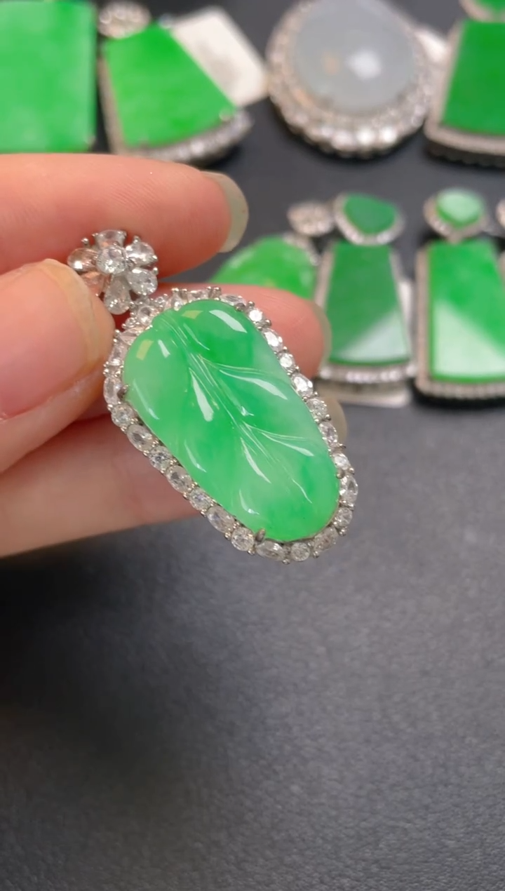 吊坠(不含链)银S925镶嵌翡翠吊坠