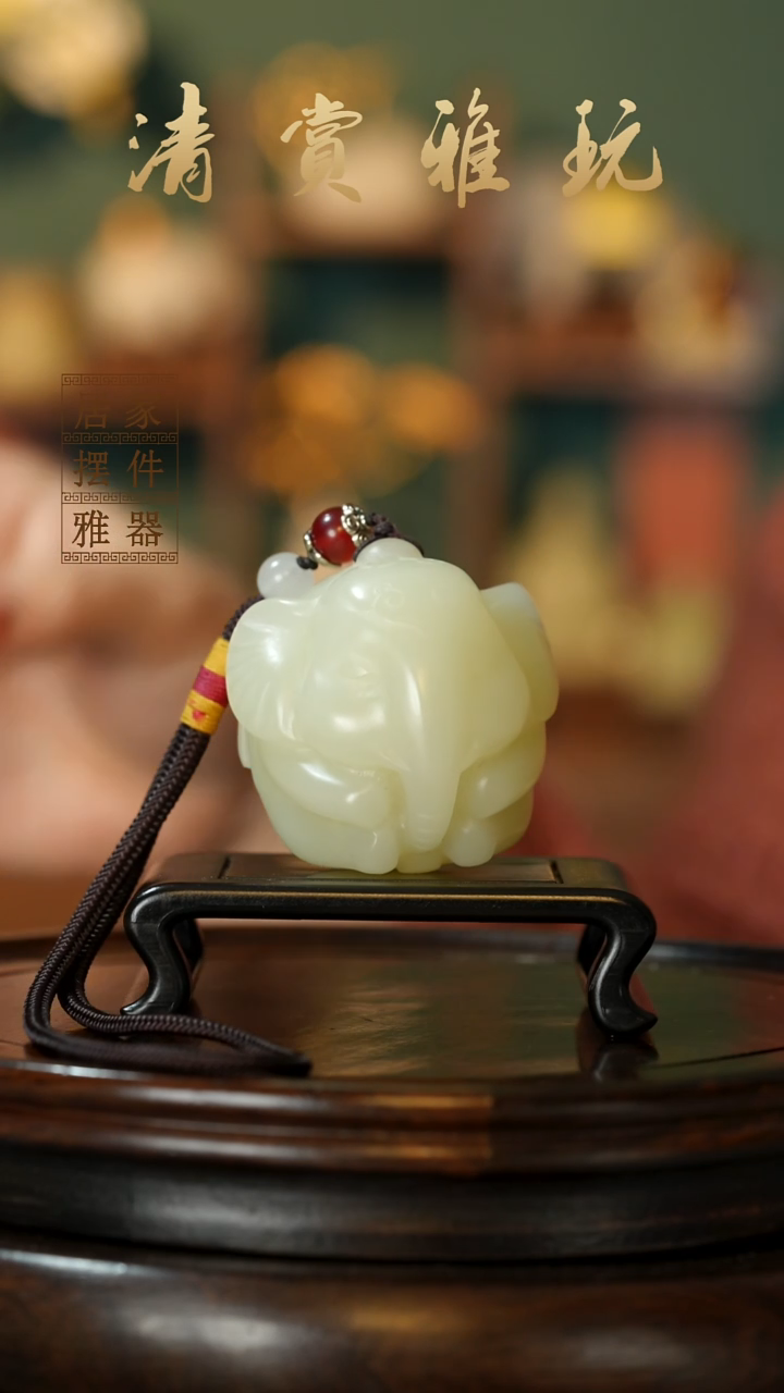 玉《手握吉象》摆件