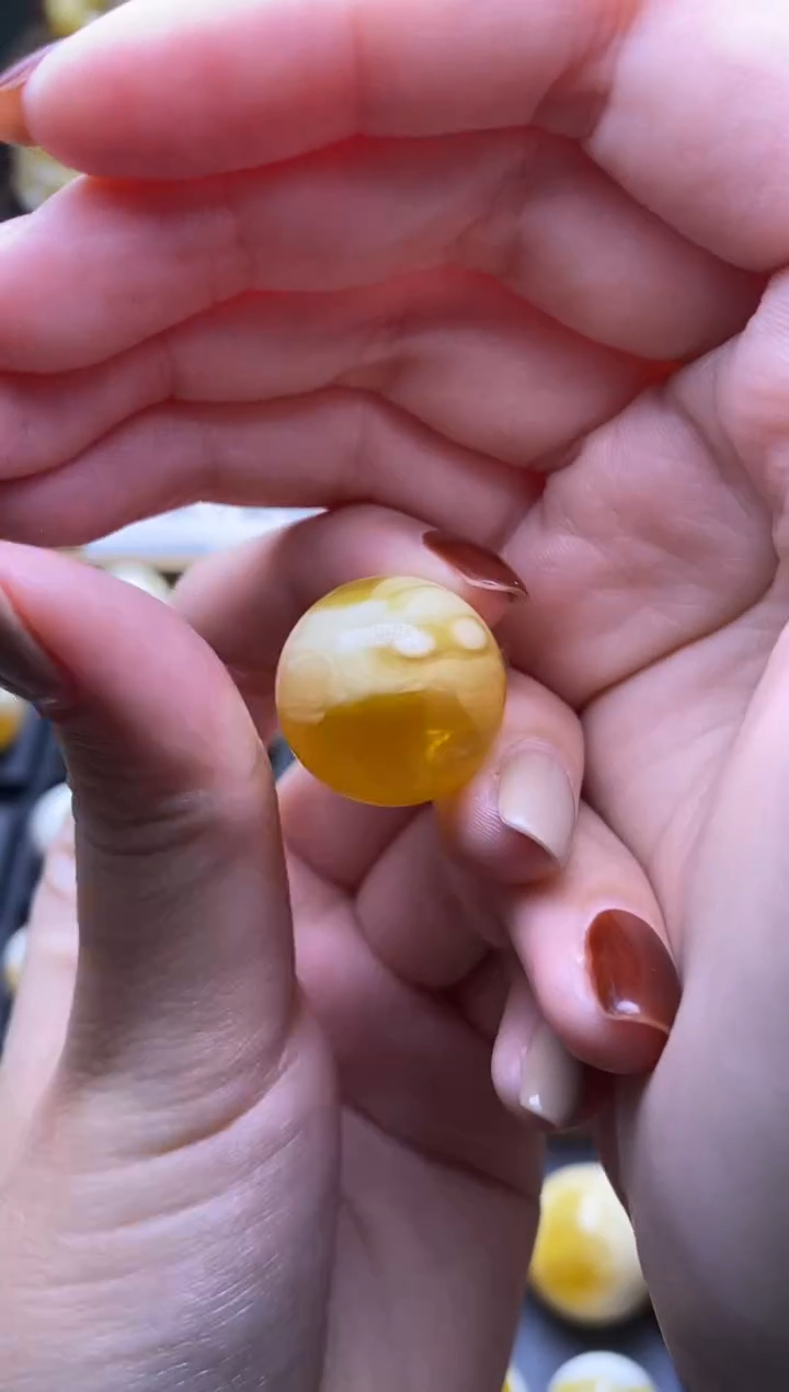 【闪购商品】琥珀裸石未镶嵌大小姐珠宝严选18