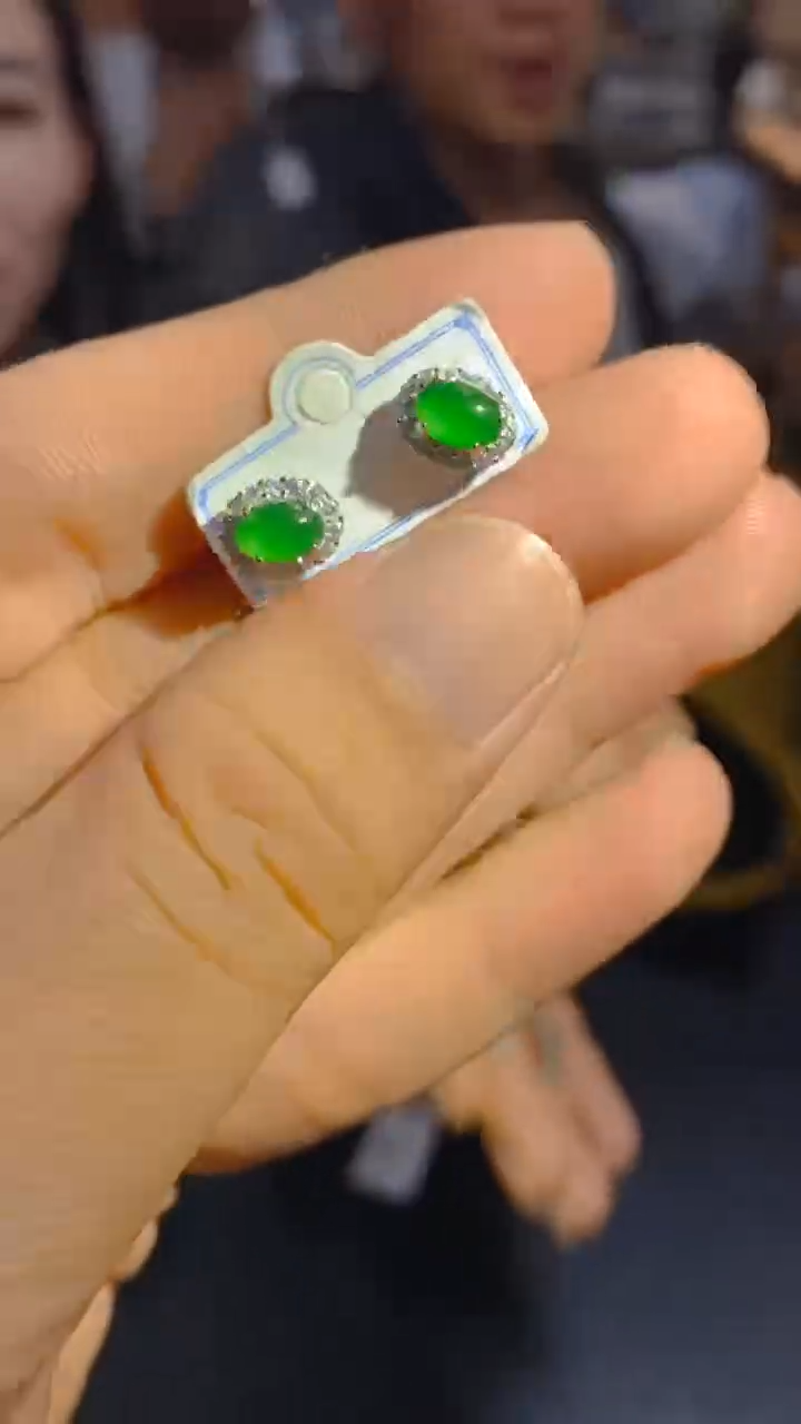 【闪购商品】翡翠耳饰未镶嵌1051977940多样性发一