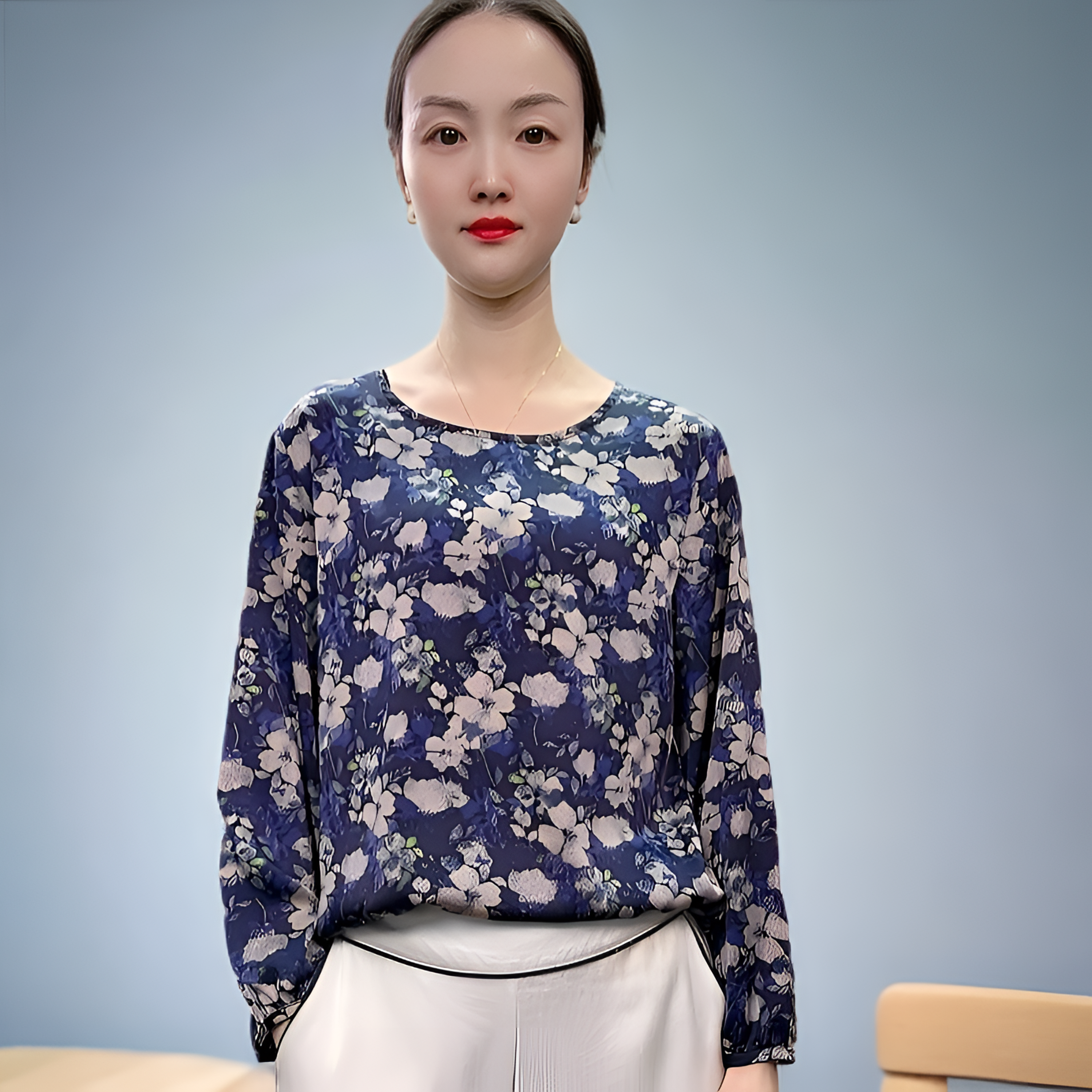 【紫蓝花漾】时尚气质有格调宽松大气简约版小衫