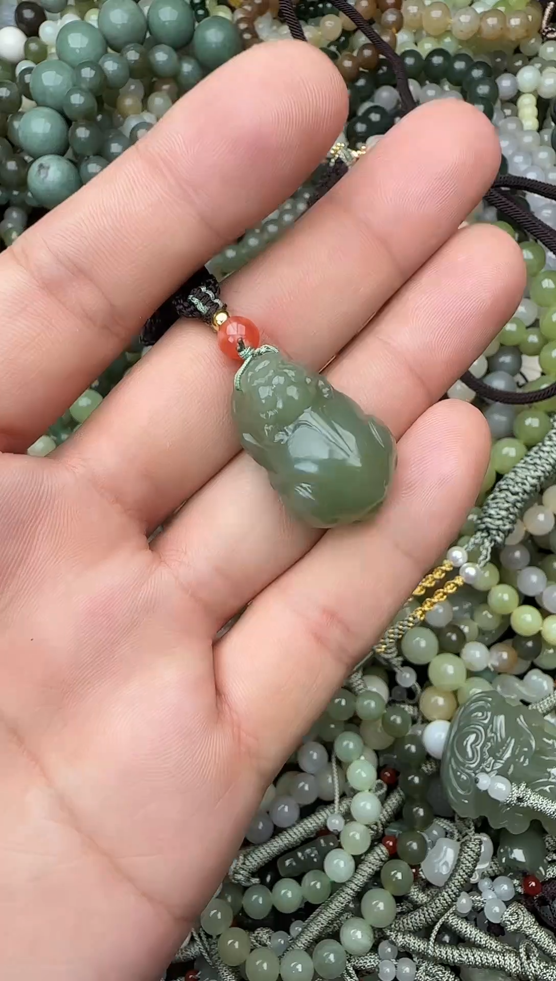 颈饰未镶嵌和田玉拍一发一