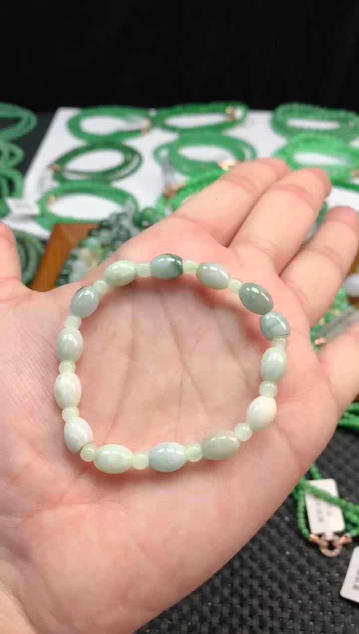 【闪购商品】翡翠手链未镶嵌翡翠