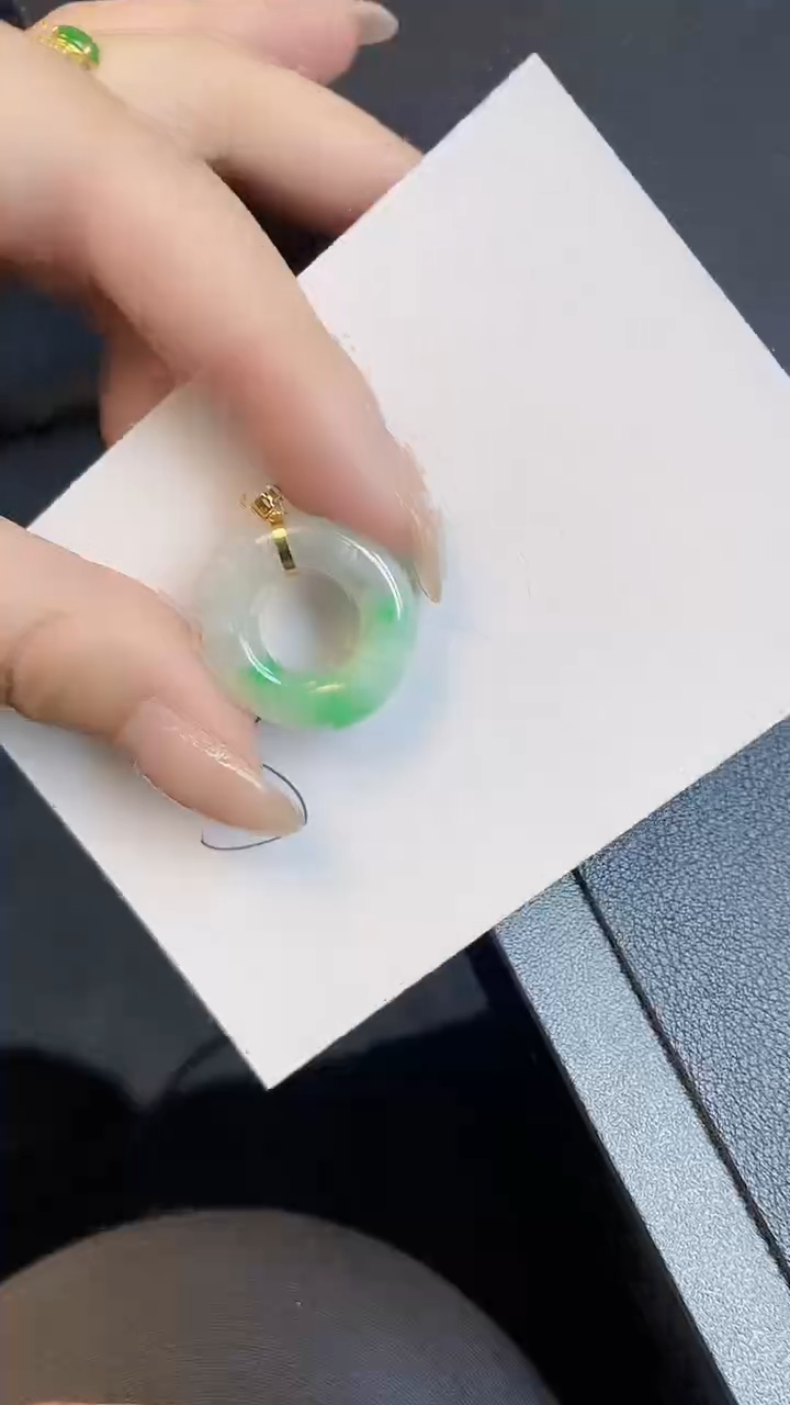 【闪购商品】翡翠吊坠(不含链)18K金镶嵌00000000