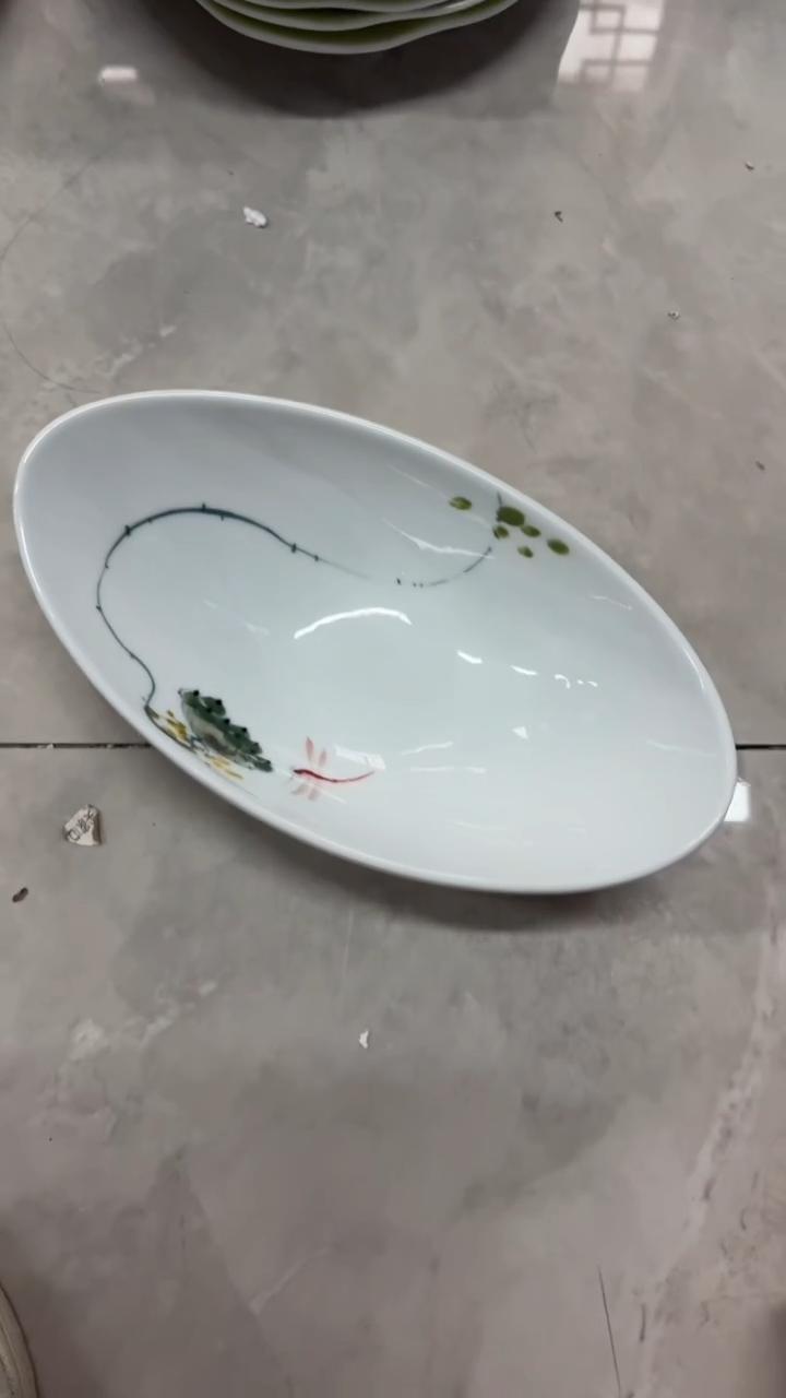 瓷片景德镇高温釉中彩-元宝碗青花莲蓬