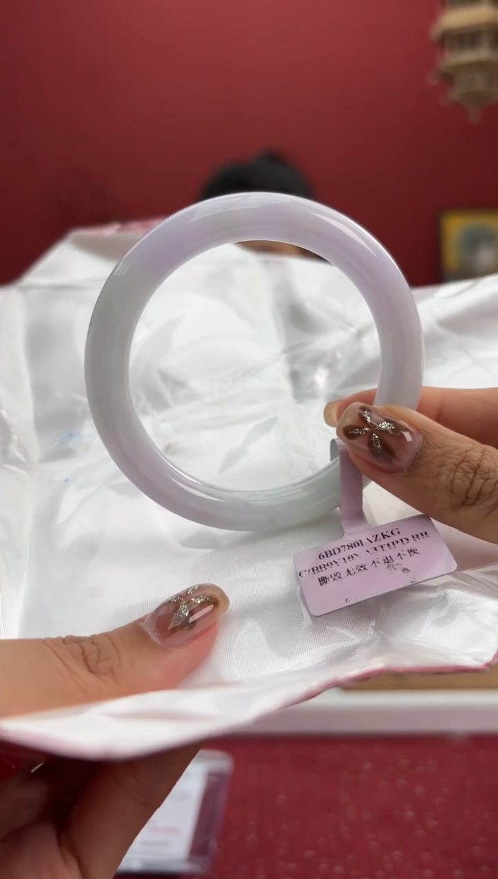 【闪购商品】翡翠手镯（圆镯）未镶嵌9手镯