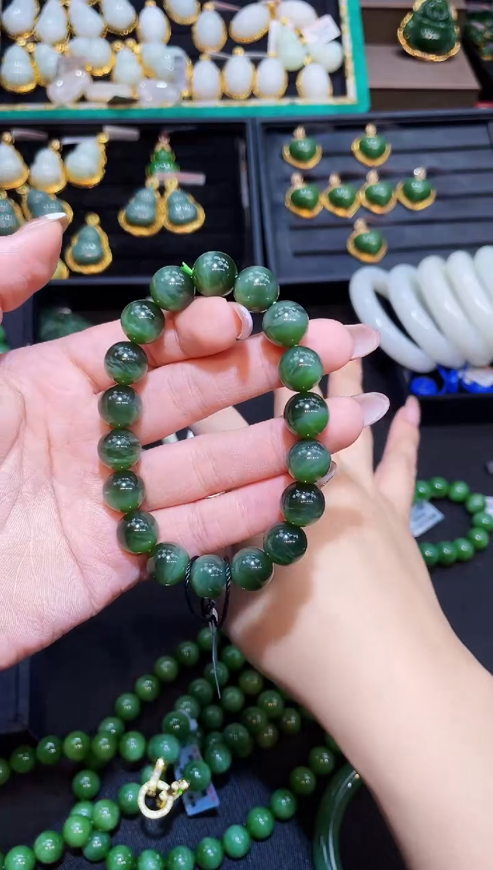 手串未镶嵌和田玉12MM 多样性发一