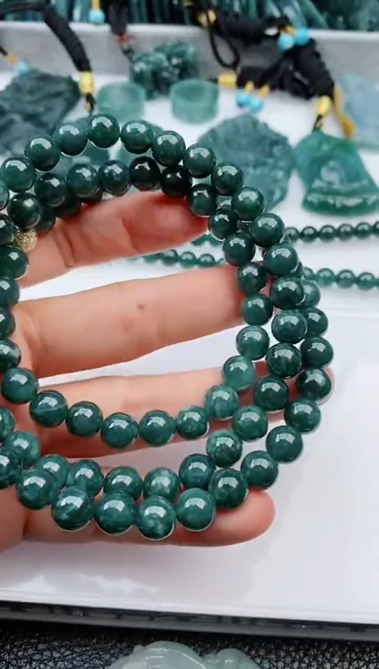 【闪购商品】翡翠颈饰未镶嵌