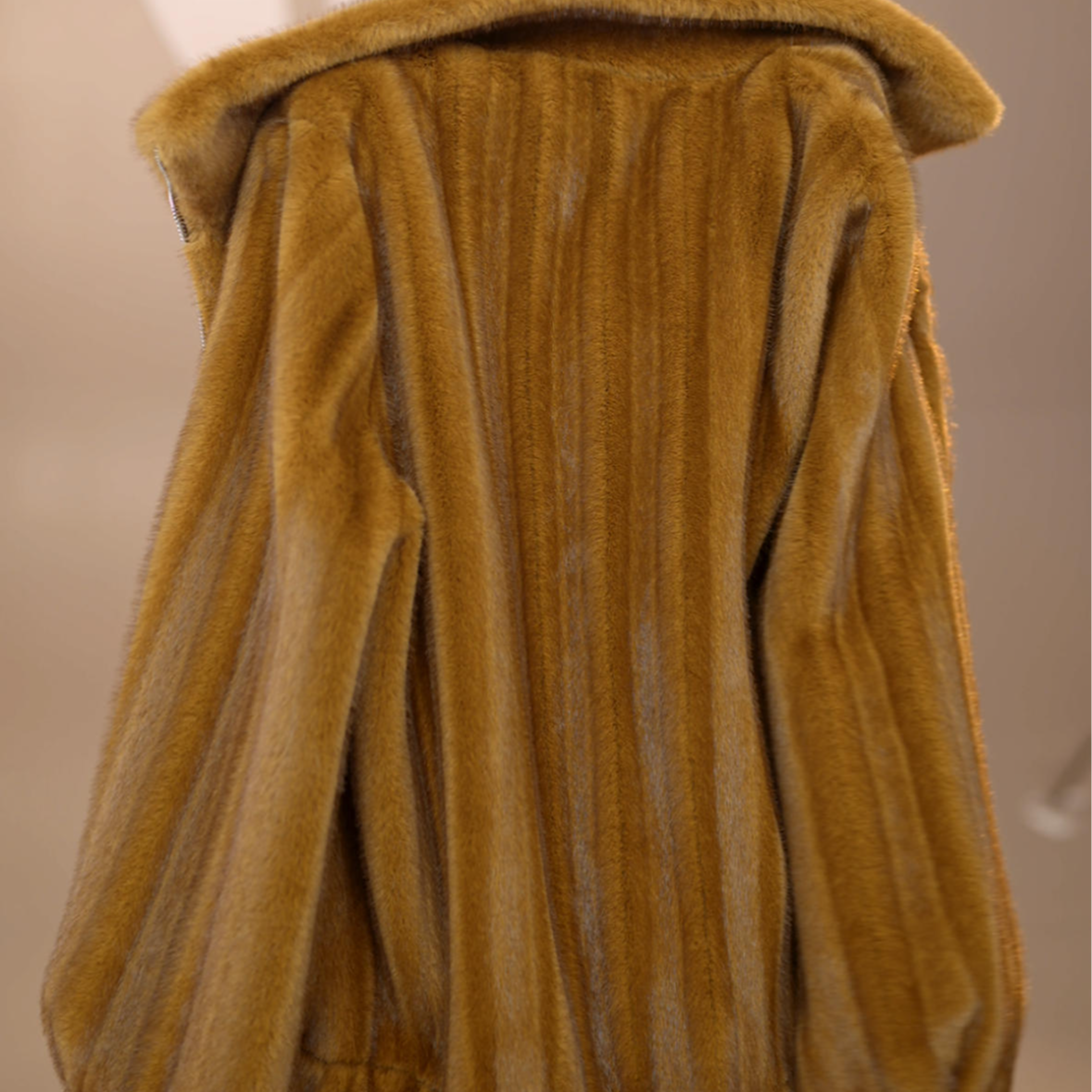 K宽松休闲时尚女装短外套2025冬季新款气质百搭保暖上衣3827