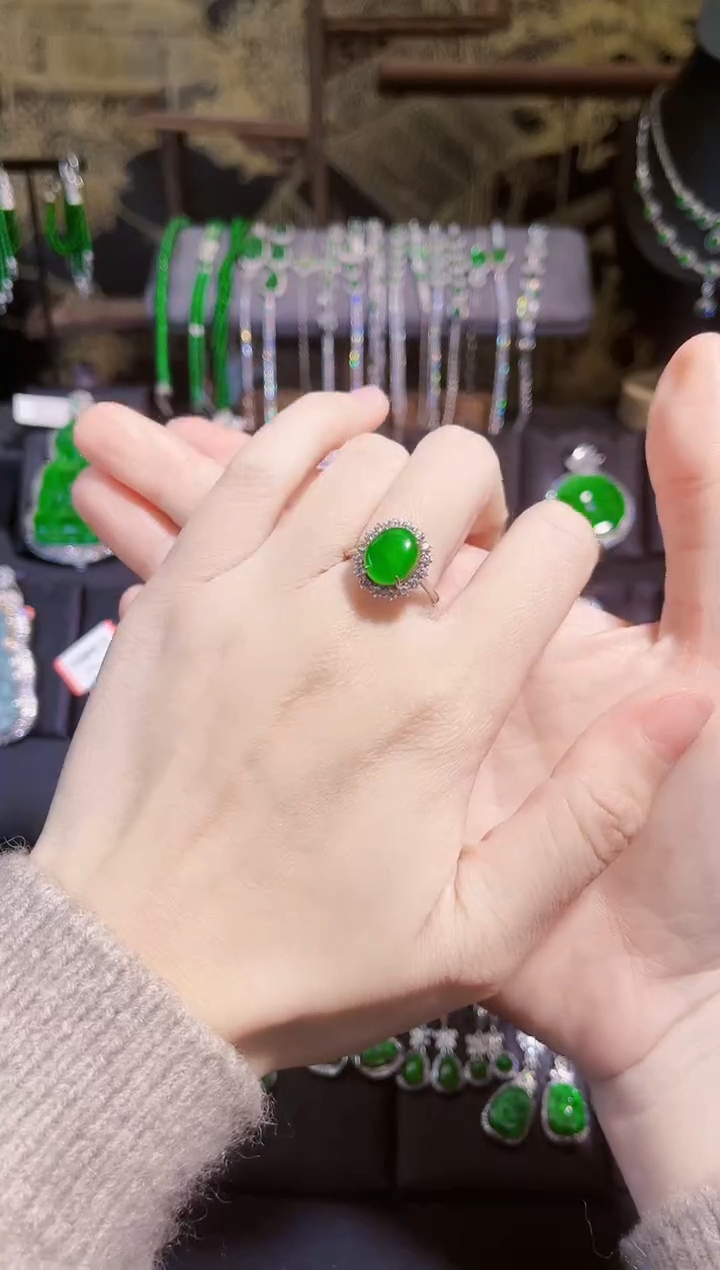 【闪购商品】翡翠戒指银S925镶嵌蛋面戒指
