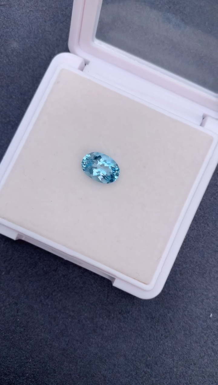 【闪购商品】海蓝宝石裸石未镶嵌2.3ct海蓝宝