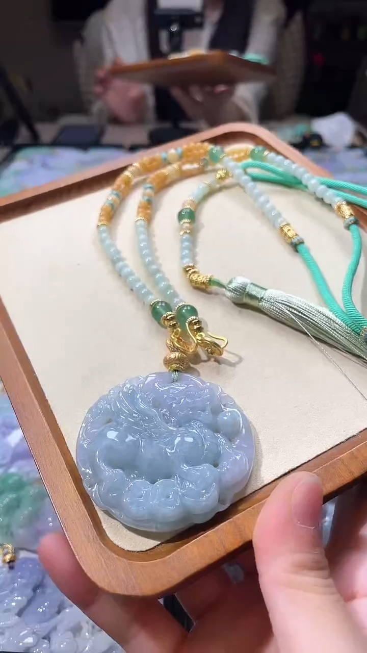 【闪购商品】翡翠颈饰未镶嵌吊坠