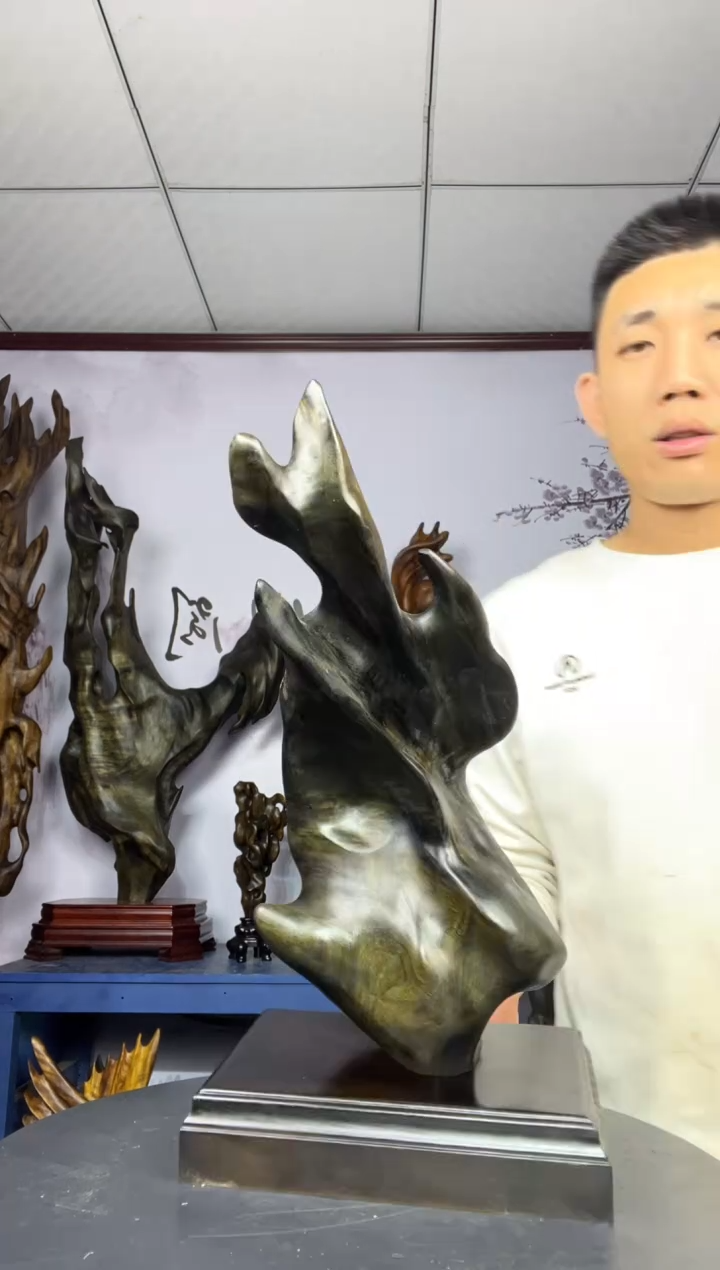 金丝楠木雕款如*金丝楠木工艺品摆件