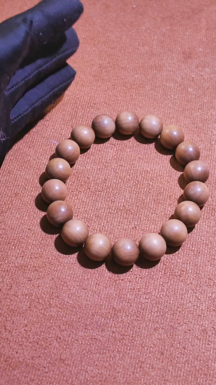 【闪购商品】老山檀18籽手持（1.5单圈