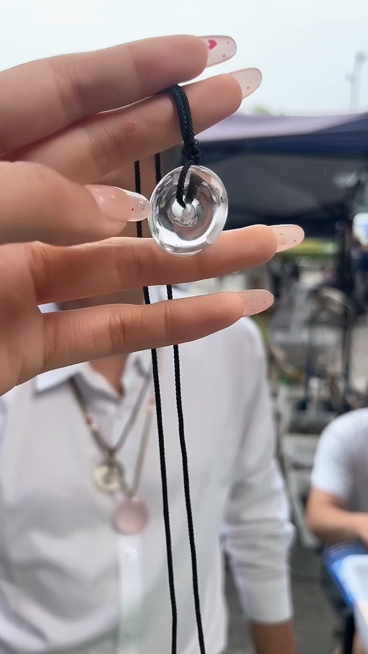 未镶嵌吊坠(赠链)水晶天然多样性发一mm