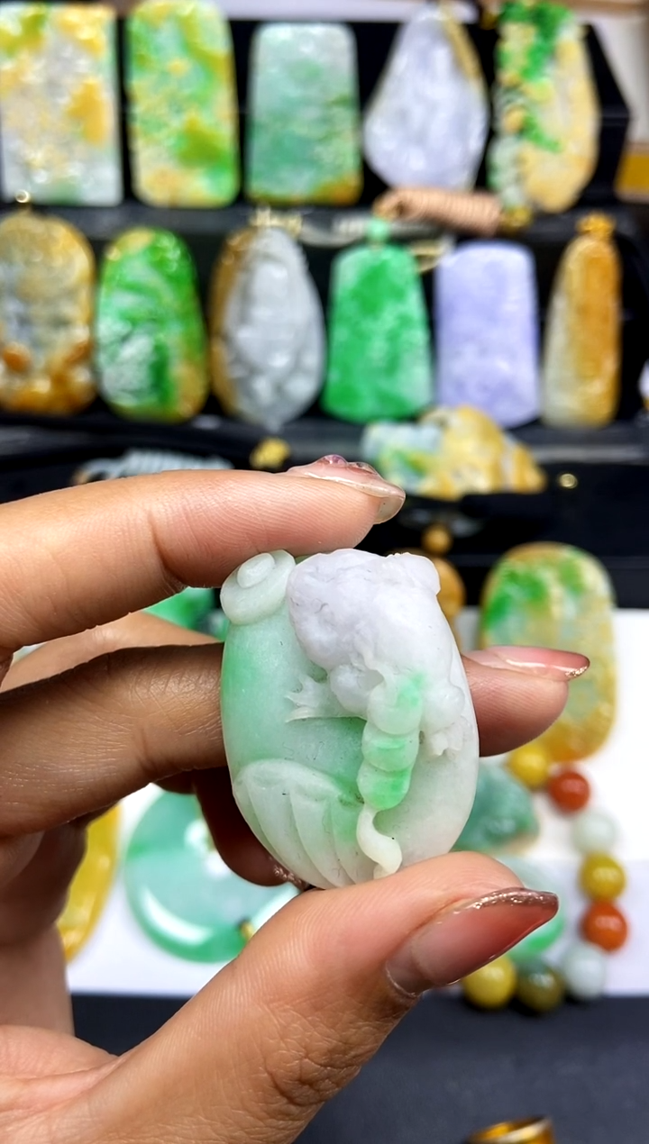 【闪购商品】定制翡翠未镶嵌翡翠A货