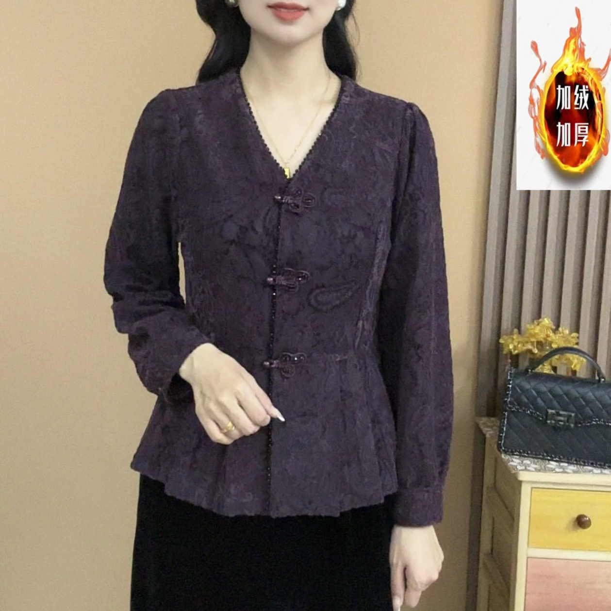 62025秋季长袖植绒蕾丝V领开衫气质百搭显瘦女人味上衣