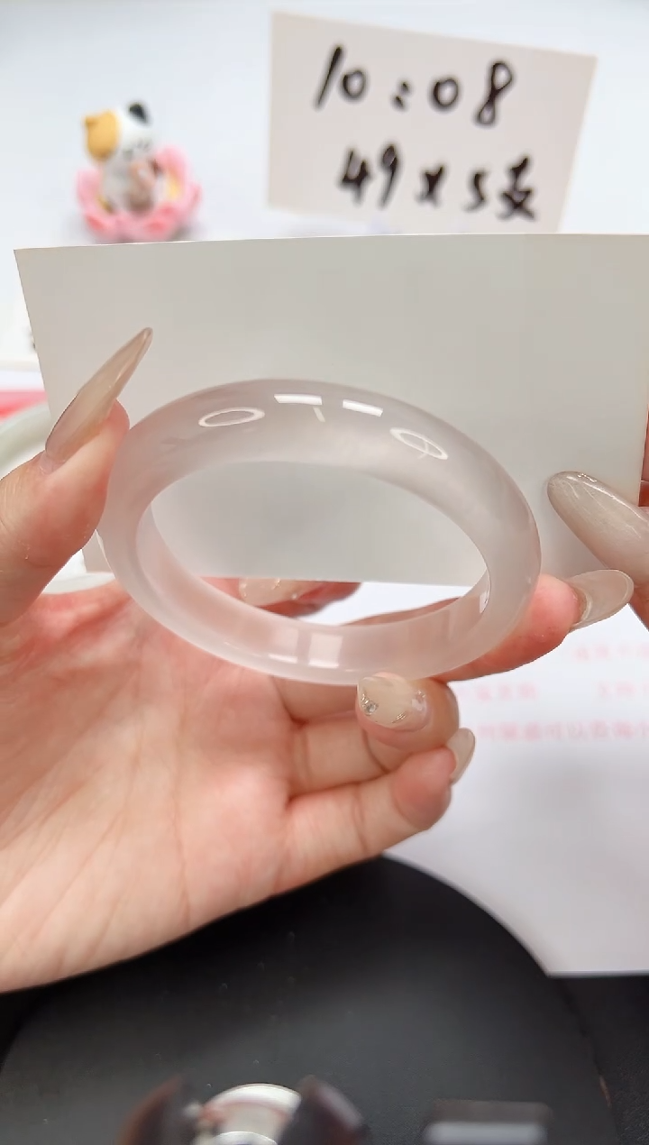 【闪购商品】石英质玉手镯未镶嵌A10-56