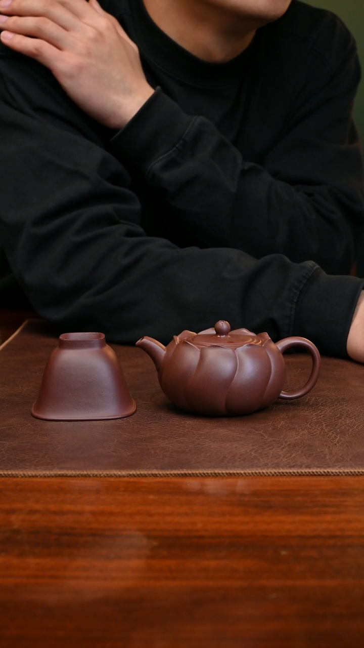 【闪购商品】紫砂茶壶陈小平超精工金莲底槽青130cc