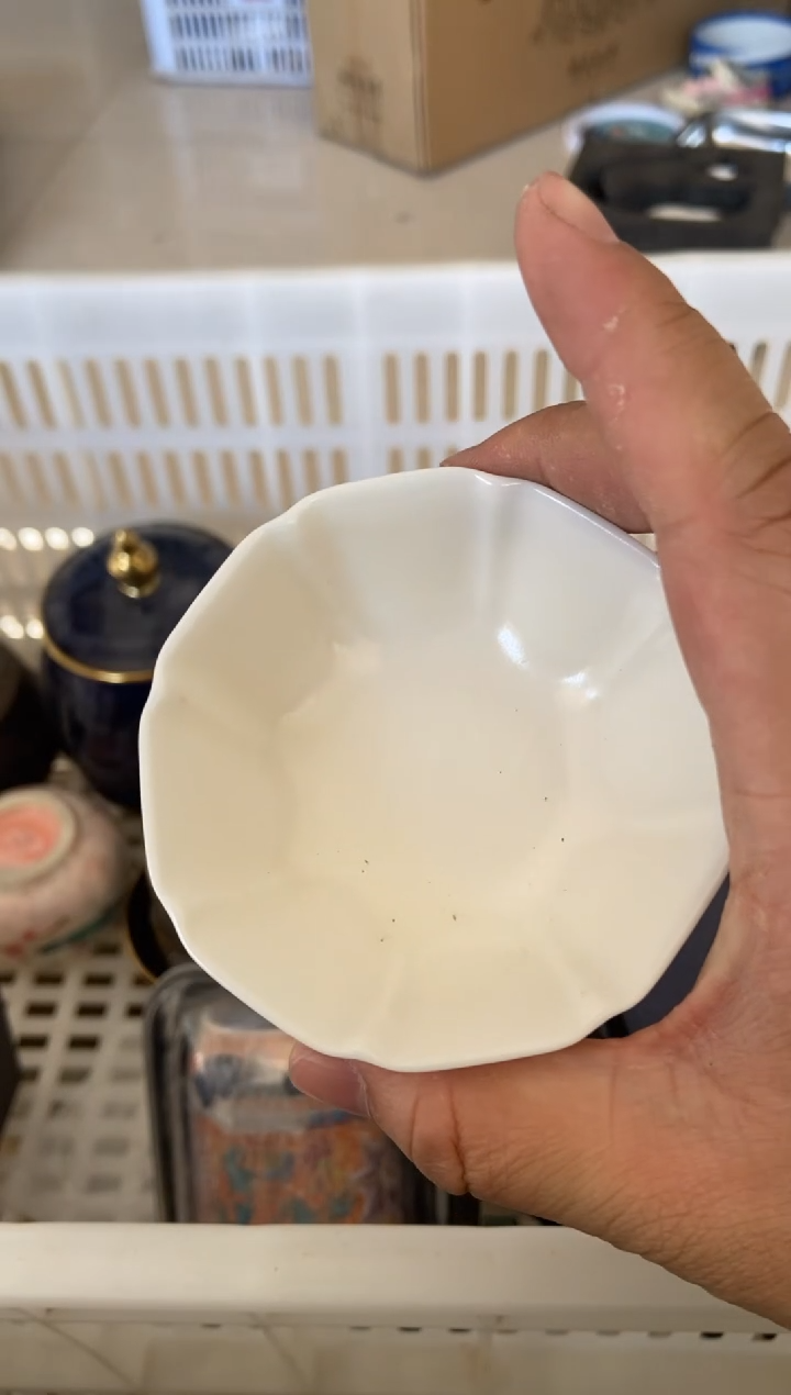 杯无运费险有瑕疵的摄影的产品有使用过的痕迹有点脏介意勿拍