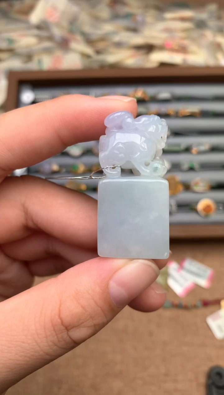 未镶嵌挂件翡翠一