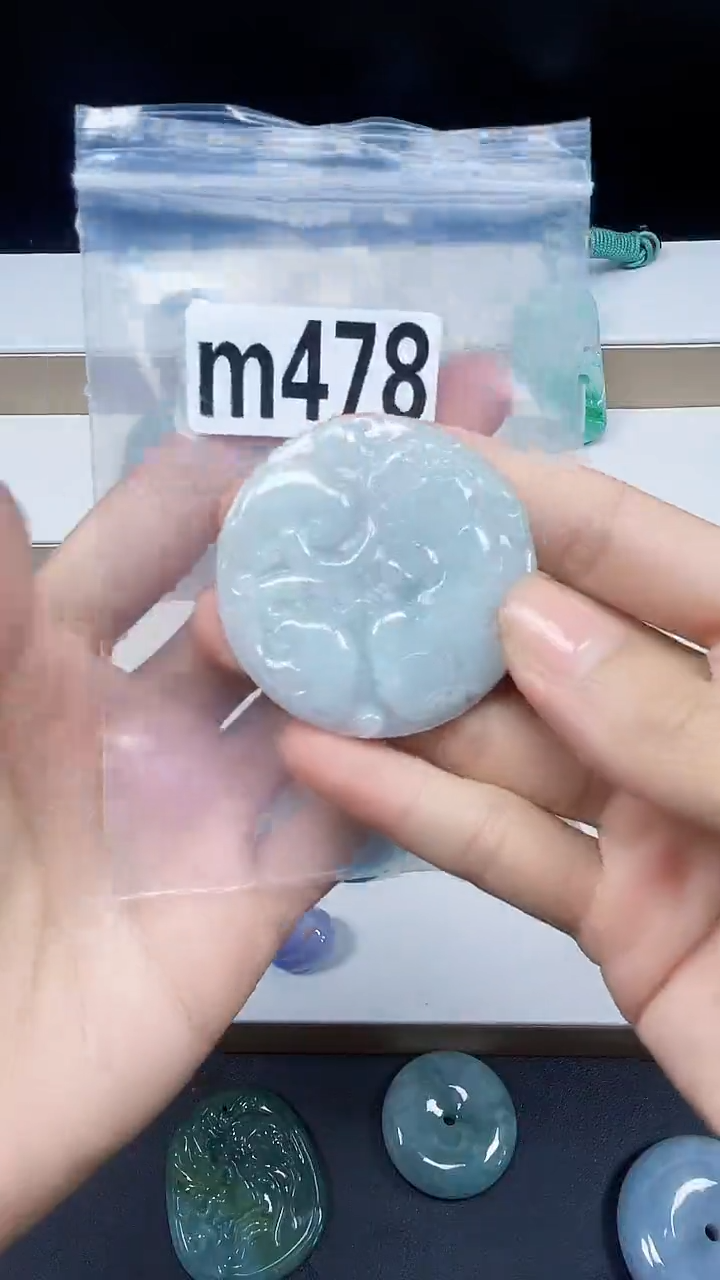 颈饰未镶嵌翡翠翡翠珠宝吊坠挂件