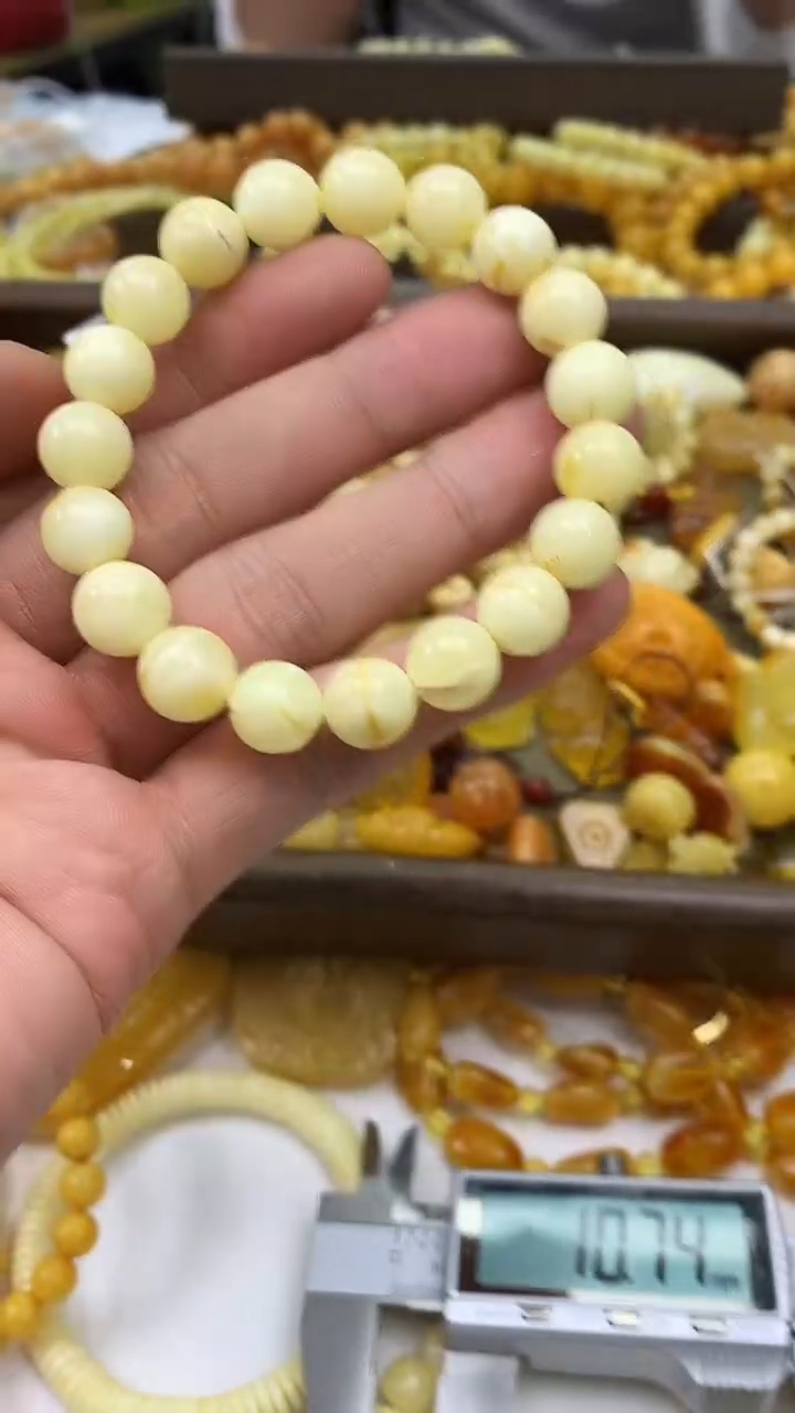 裸石蜜蜡未镶嵌手串卡10