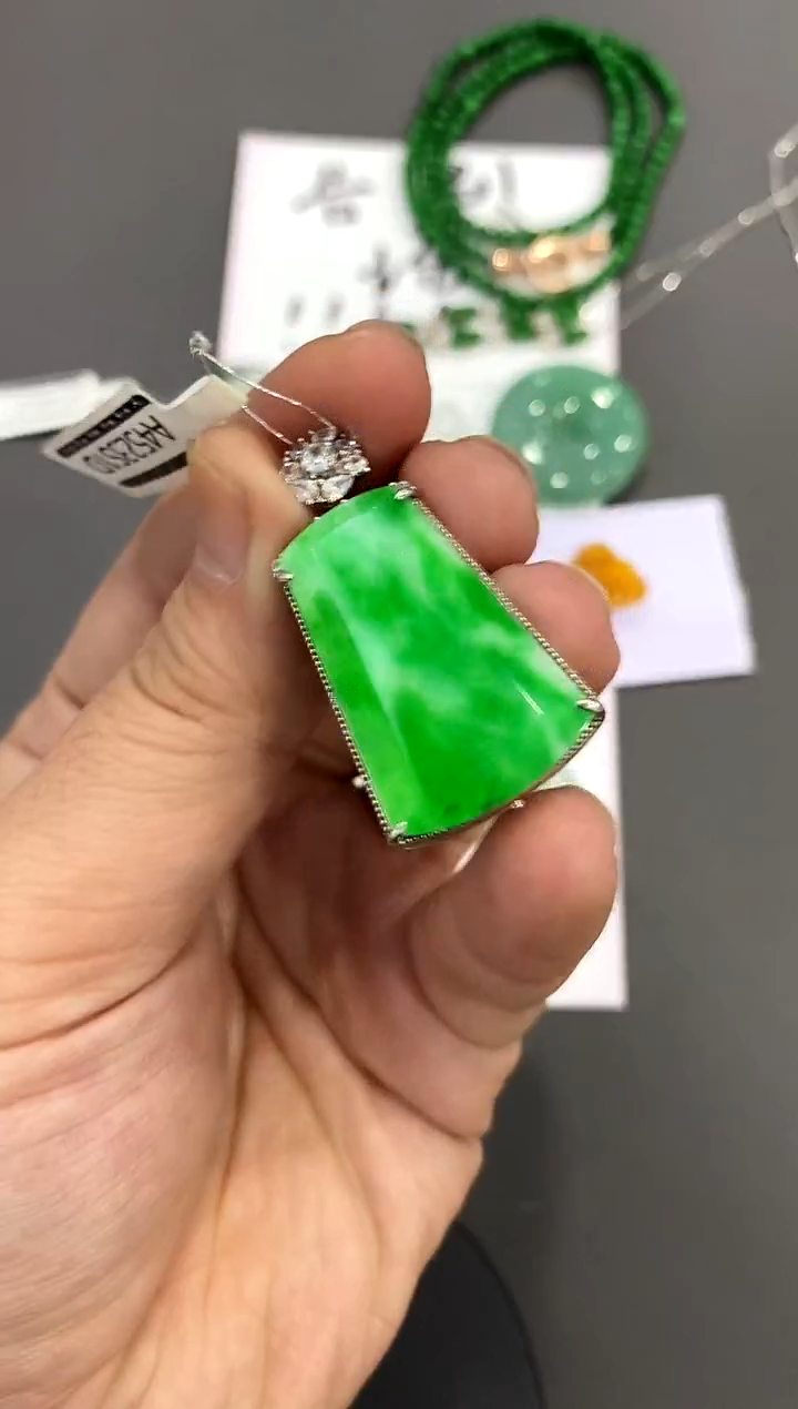 【闪购商品】翡翠颈饰银S925镶嵌买断价