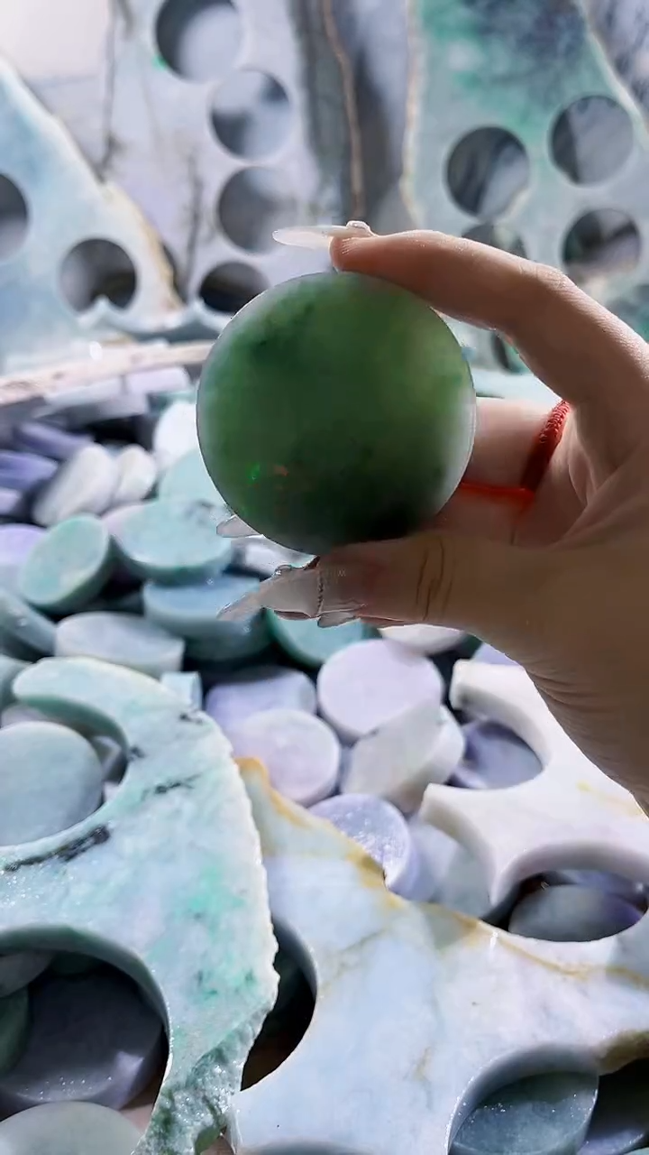 翡翠裸石缅甸翡翠A货晴5550