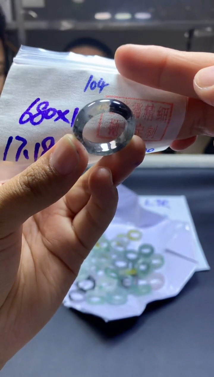 定制翡翠未镶嵌戒圈#680元-毛货需精细抛光