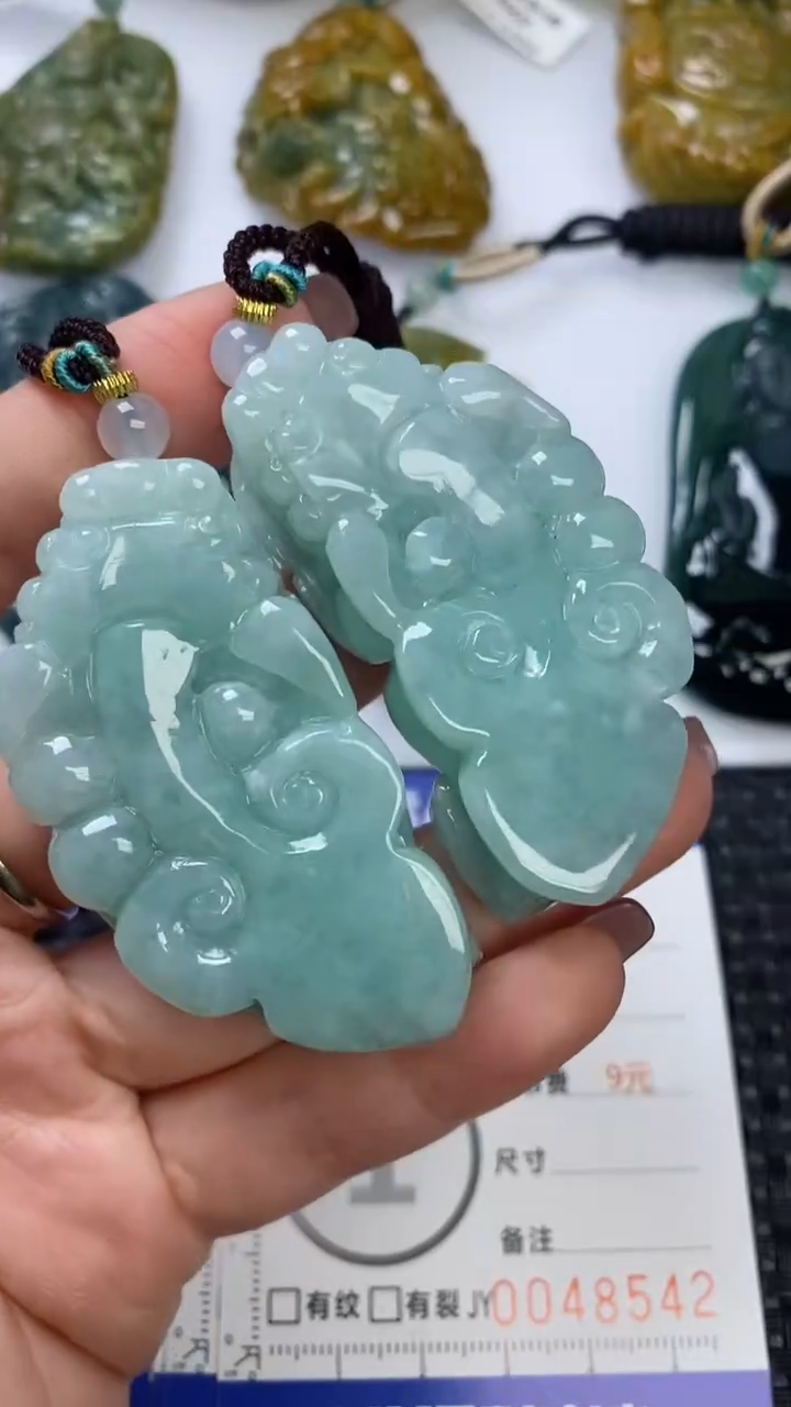 【闪购商品】翡翠颈饰未镶嵌1111111111111111