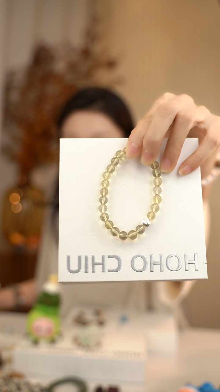 未镶嵌手链水晶7m+黄水   no退no换！！