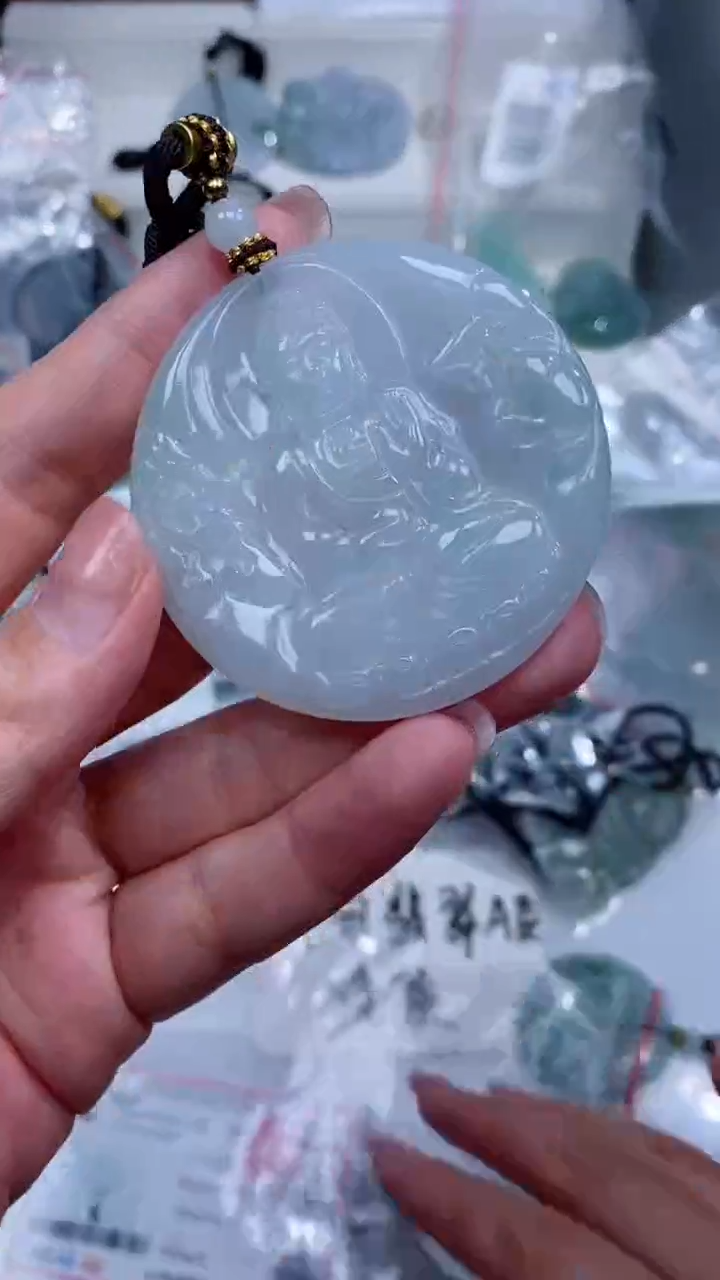 颈饰未镶嵌翡翠吊坠