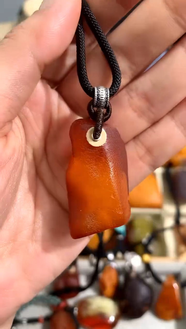 【闪购商品】蜜蜡裸石未镶嵌似玉