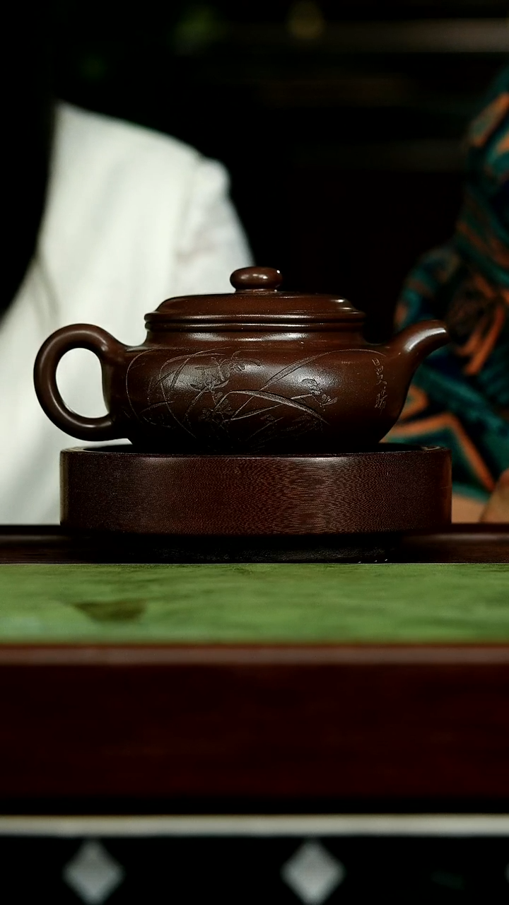 茶壶紫砂n96仿古*戴静波