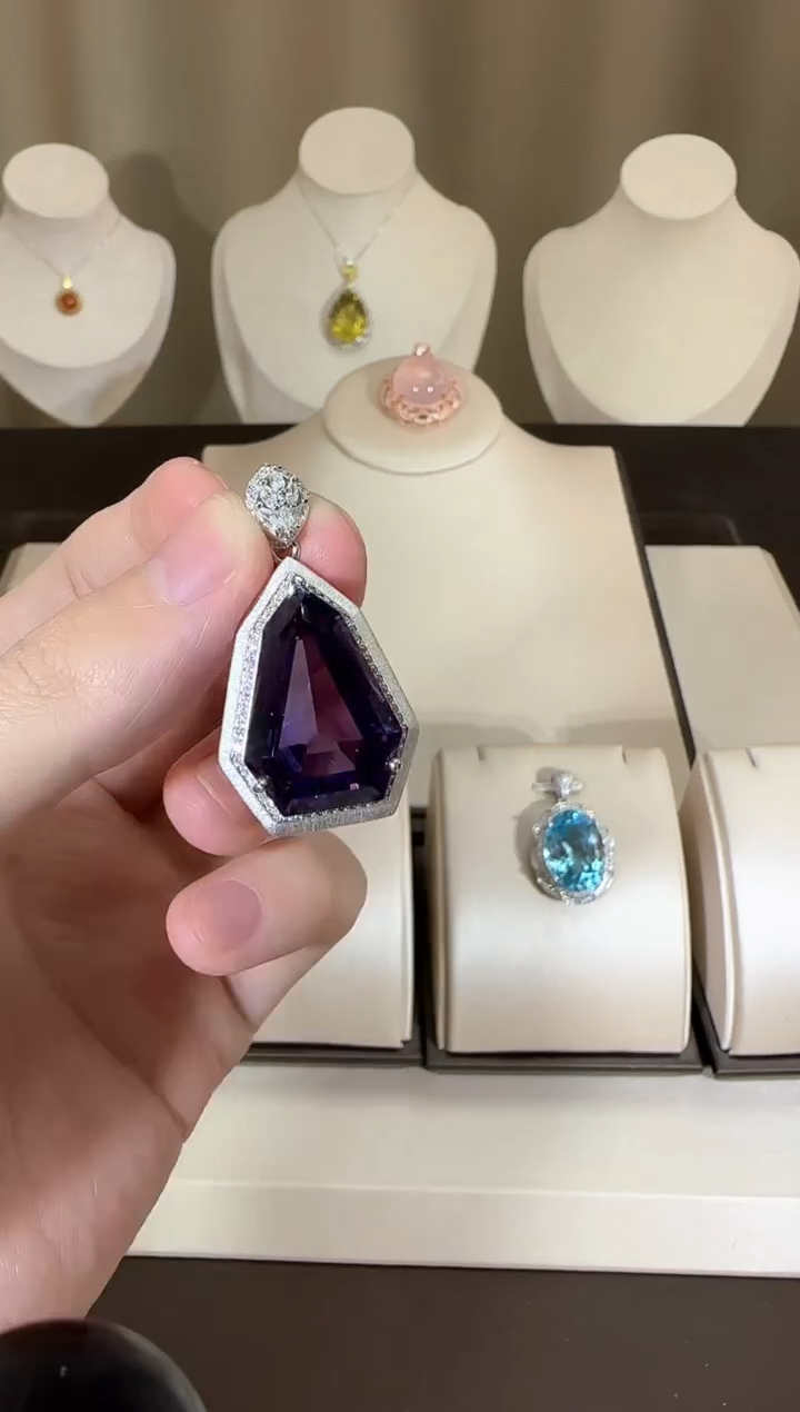 【闪购商品】紫晶颈饰银S925镶嵌16*25mm