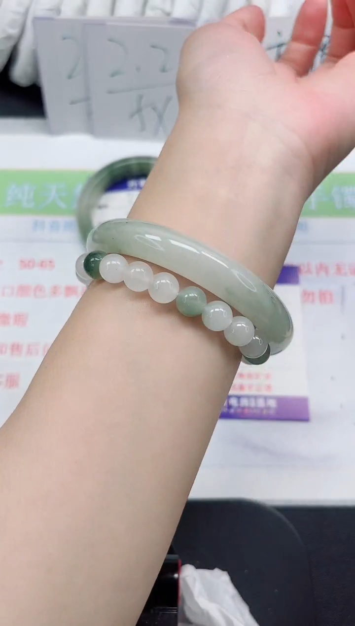 【闪购商品】石英质玉手镯未镶嵌344#60.5