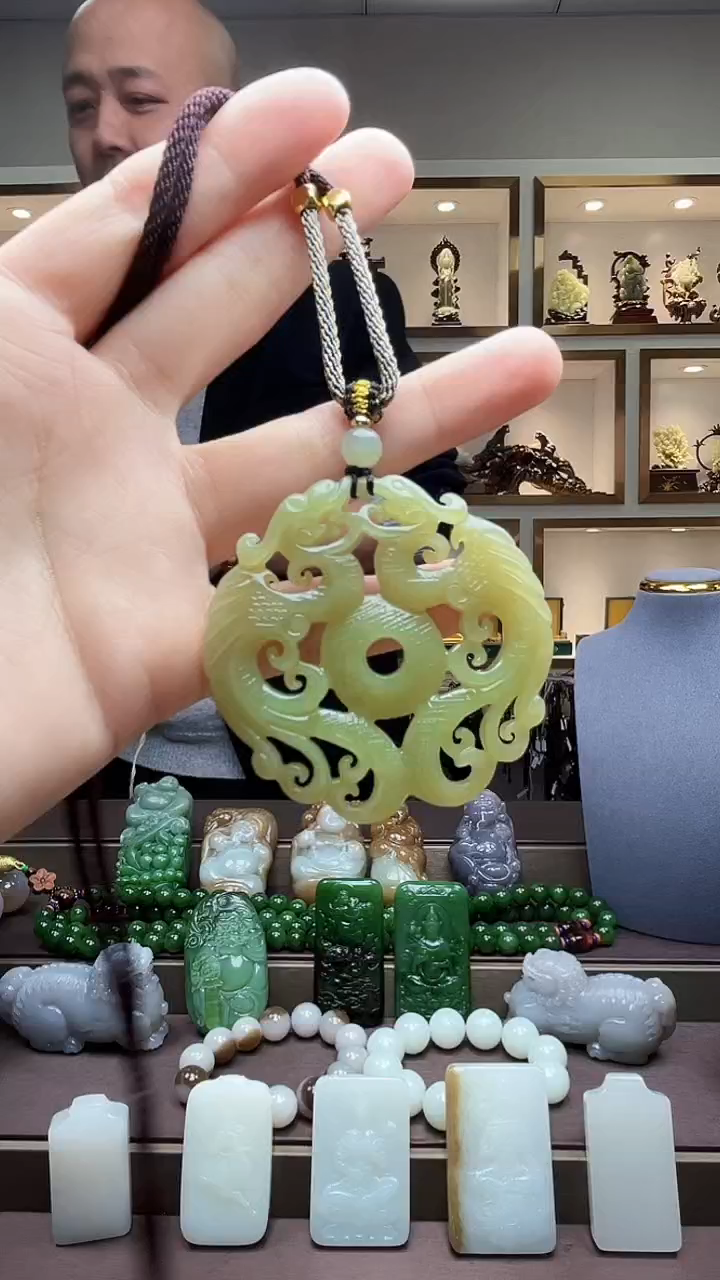 【闪购商品】和田玉颈饰未镶嵌苏