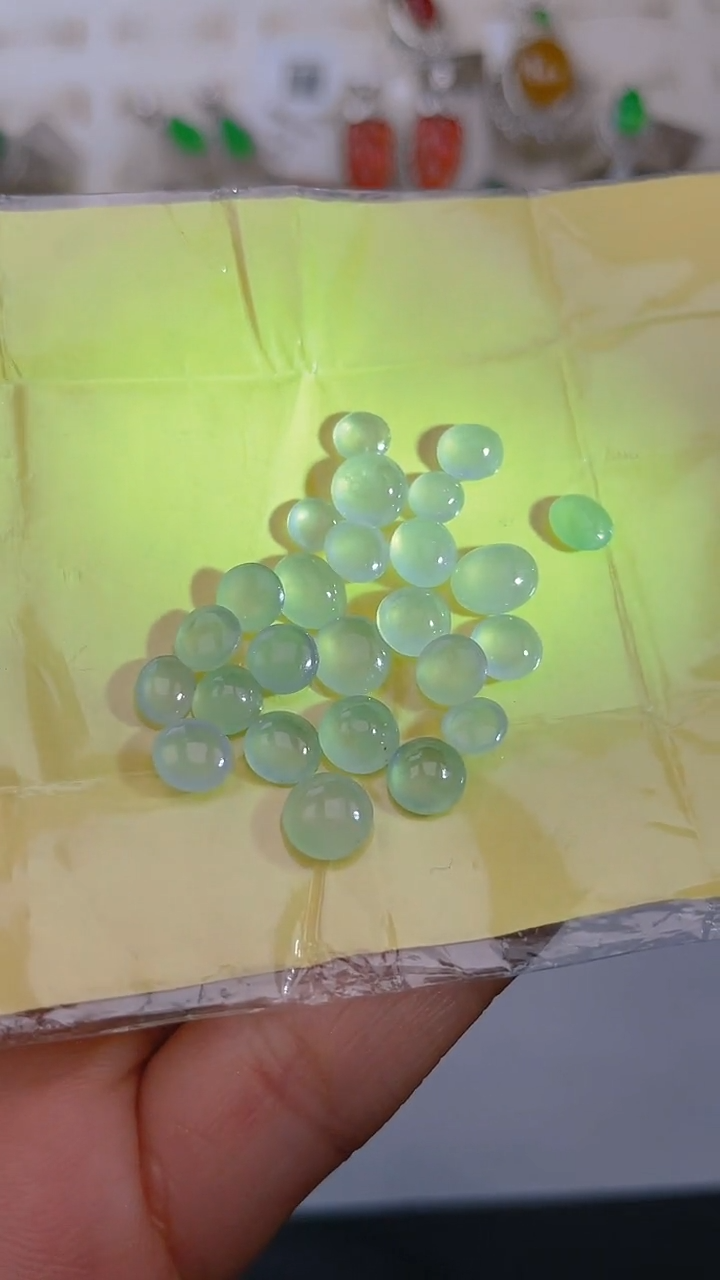 未镶嵌定制翡翠天然翡翠蛋面60