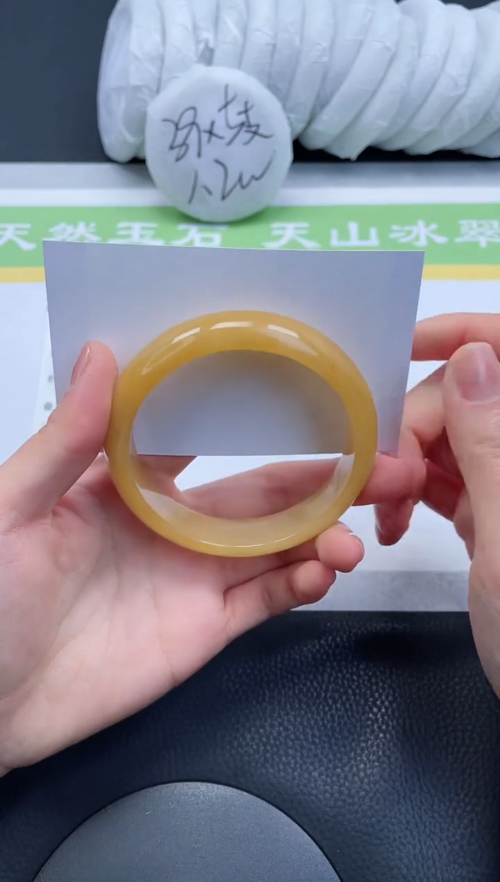 【闪购商品】石英质玉手镯未镶嵌A101-61+