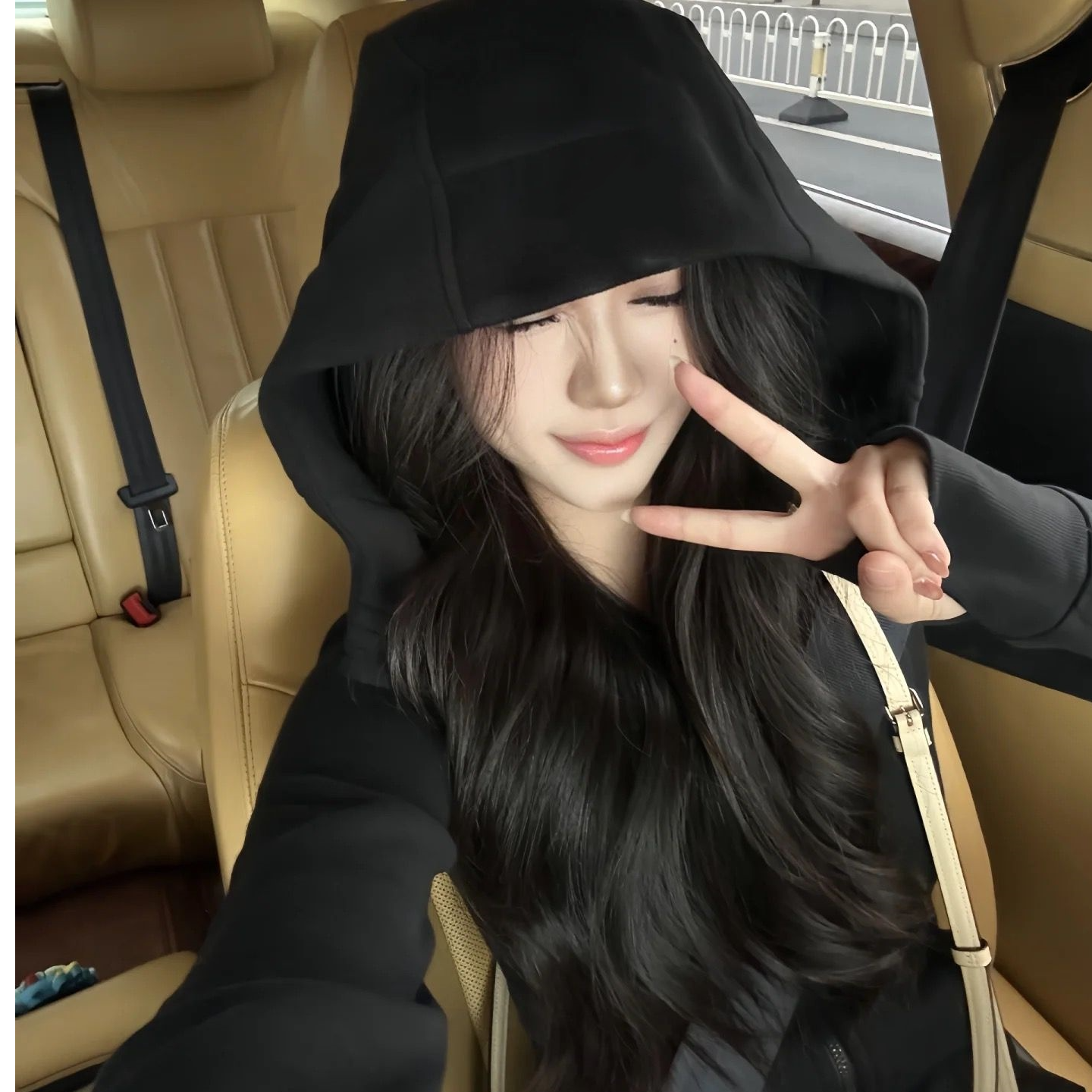 一模一样的小章鱼家同款全拉链修身长袖连帽卫衣女-小妖精专属